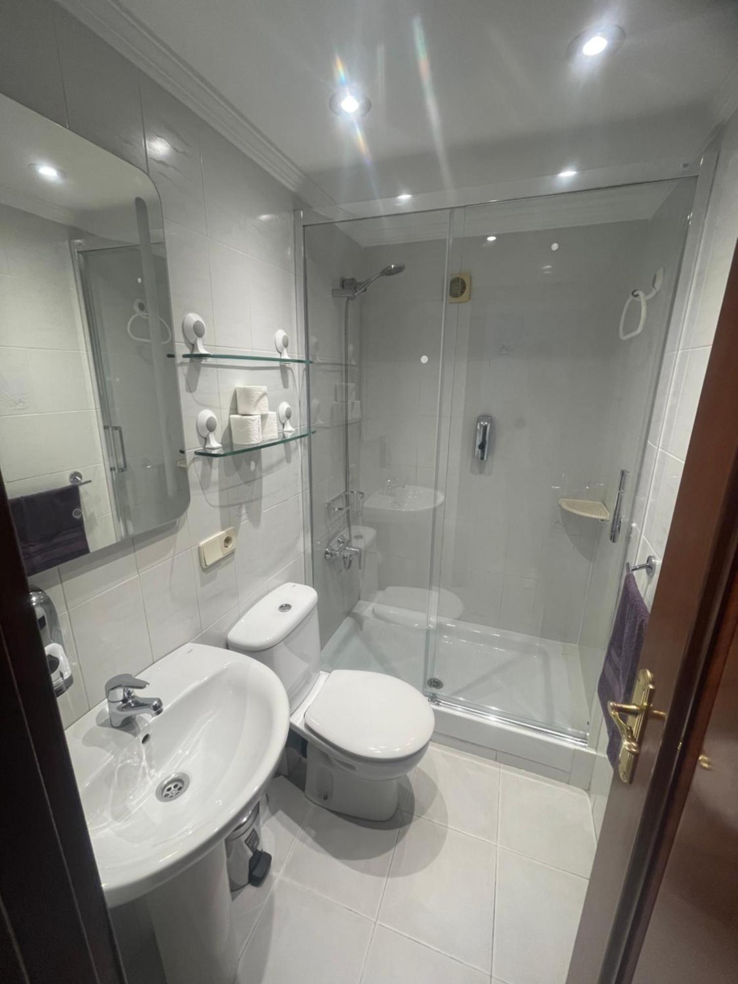 Gran Y Magnifico Apartamento En Малага Екстериор снимка